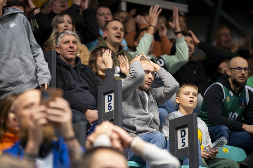 Mecz koszykówki w Orbicie we Wrocławiu - 9 listopada